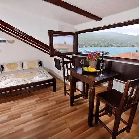 Guest house Sapkar View